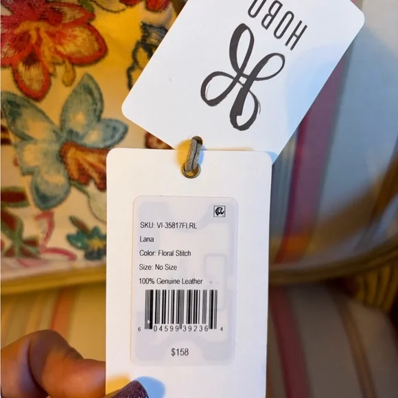 NWT - Adorable Hobo Lana Crossbody - Picture 6 of 7